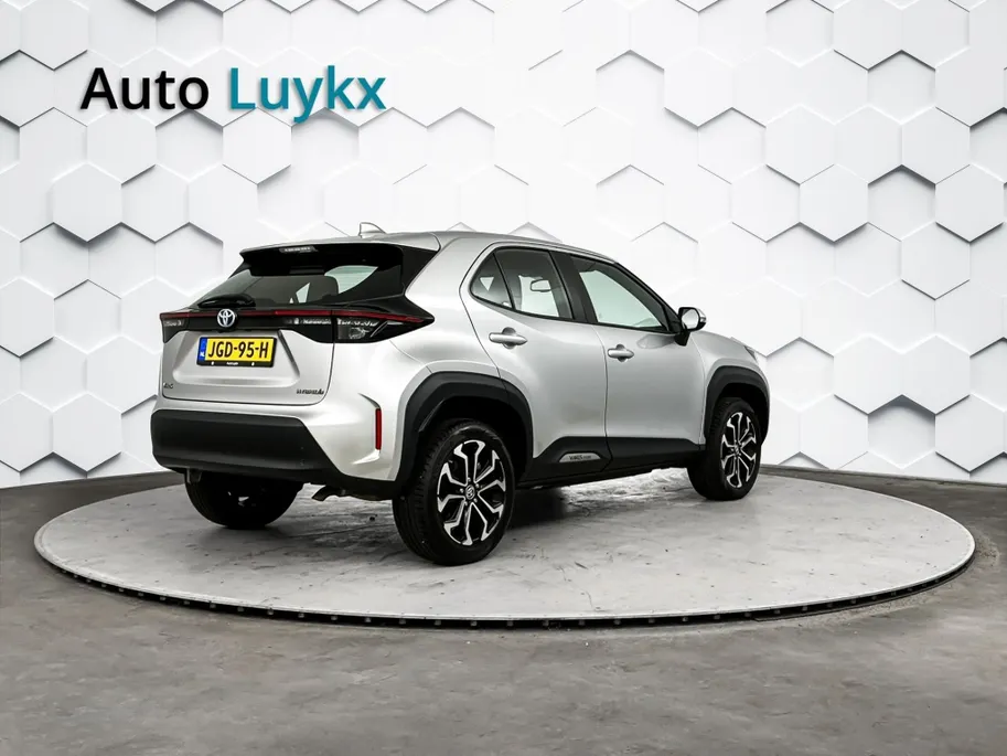 Toyota Yaris Cross 1.5 Hybrid Dynamic | Navigatie | 17'' L.M. Velgen | Adaptieve Cruise Control