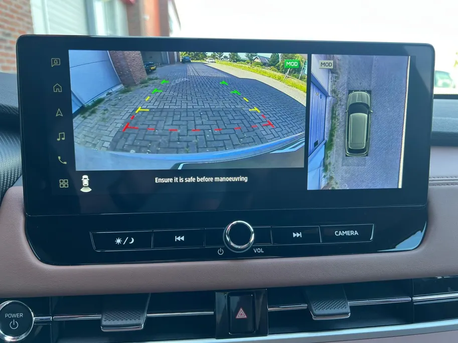 Mitsubishi Outlander 2.4 PHEV Instyle+ € 5.000 euro korting eigen voorraad| 8 jaar garantie| Snel leverbaar | Totaalprijs op is op.m26