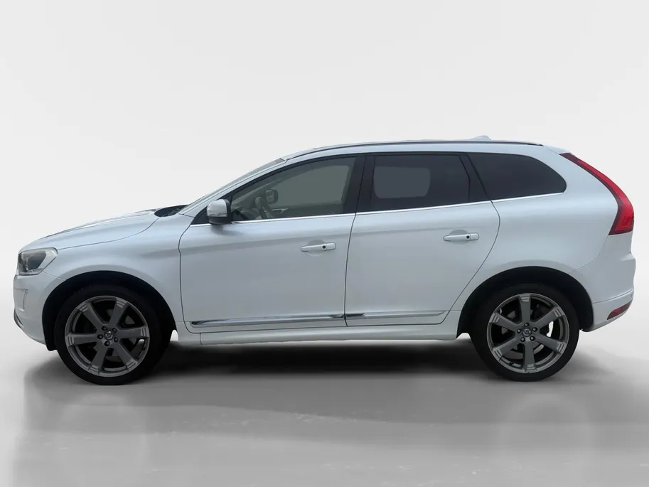 Volvo XC60 2.0 T5 FWD Summum | Automaat | Panorama Dak | NL-Auto | NAP | Memory Seats | Camera | Climate Control | Stoelverwarming | Cruise Control | Navigatie | Keyless