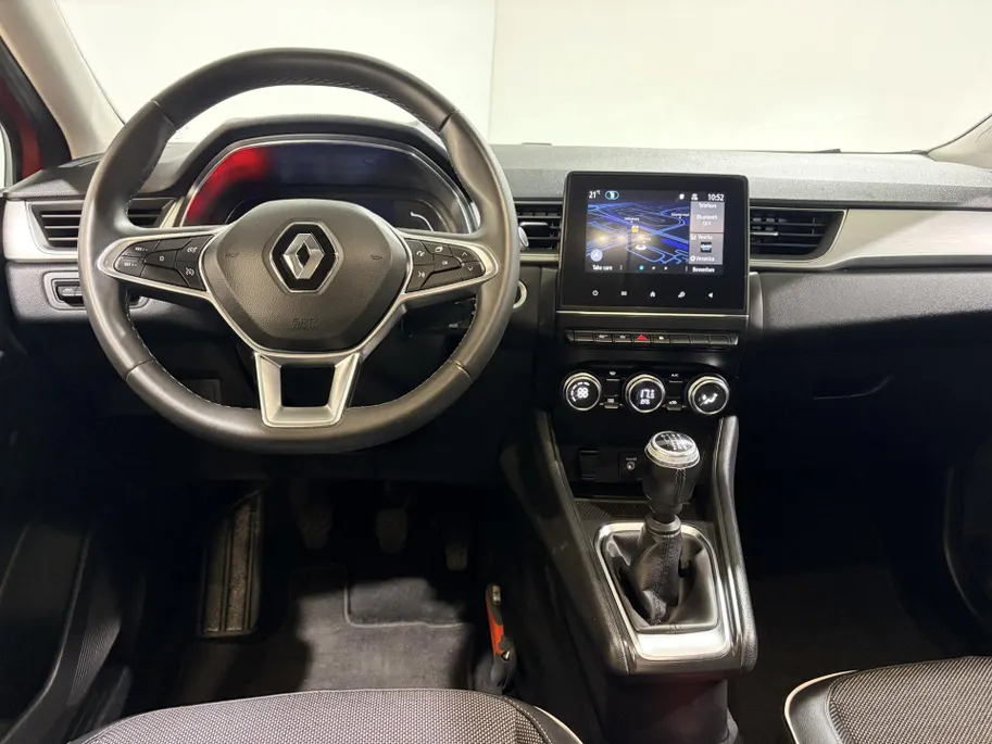 Renault Captur 90PK TCe Intens | Navi | Camera | Climate Control | Parkeersensoren | Apple CarPlay/Android Auto | Licht & Regen Sensor | Full LED | Lichtmetalen Velgen | Armsteun |