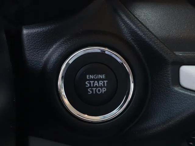 Suzuki Swift 1.2 Select Smart Hybrid