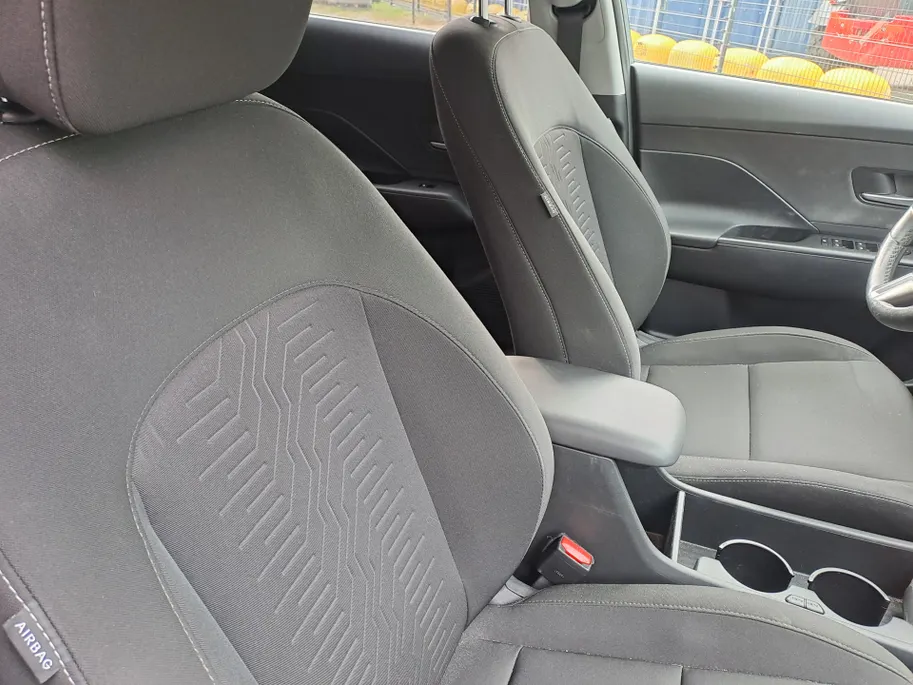 Hyundai Kona 1.6 GDI HEV Comfort Smart AUTOMAAT | Trekhaak | Stoel/Stuur verwarming | Camera | Navigatie | Adaptieve Cruise | Apple Carplay/Android Auto | Hybride