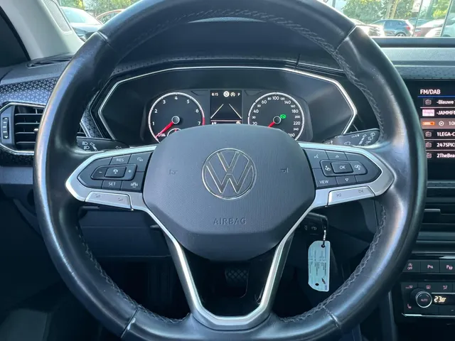 Volkswagen T-Cross 1.0 TSI Life AUTOMAAT | NAVIGATIE | APPLE CARPLAY | ANDROID AUTO | 17 INCH LMV | STOELVERWARMING | ADAPTIVE CRUISE CONTROL |