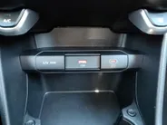 Kia Picanto 1.0 DPI DynamicPlusLine | Apple Carplay / Android Auto | Navigatiesysteem | Lichtsensor | Parkeersensoren + Camera Achter | Cruise Control | Rijstrooksensor + Correctie | 14' Lichtmetalen velgen