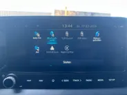 Hyundai i20 1.0 T-GDI Premium | Trekhaak| Lichtmetalen velgen| Automaat| Navigatie | Stoel verwarming| Stuur verwarming| Zeer mooie en complete uitvoering
