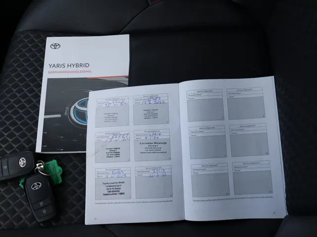 Toyota Yaris 1.5 Hybrid Launch Edition Bi-tone | JBL | Blindspot