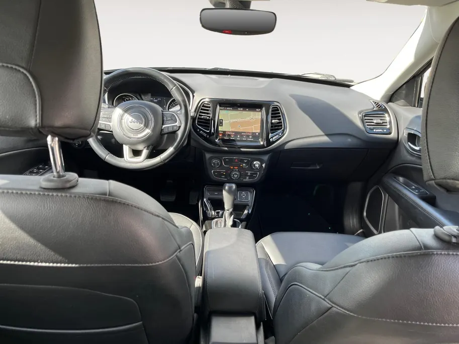 Jeep Compass 1.3T Night Eagle Liberty Edition | Trekhaak | Pakeer Camera | Cruise Control | Climate Control | Apple/Android Carplay |