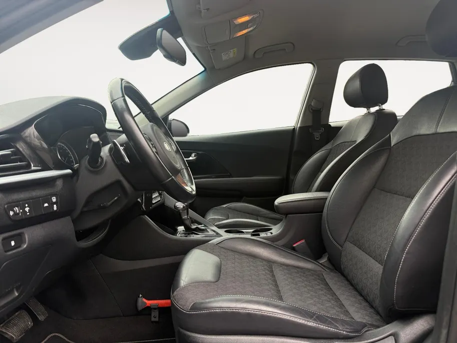Kia Niro 1.6 GDi Hybrid DynamicLine | Airco | Navi | Camera | LM Velgen | Cruise Control |