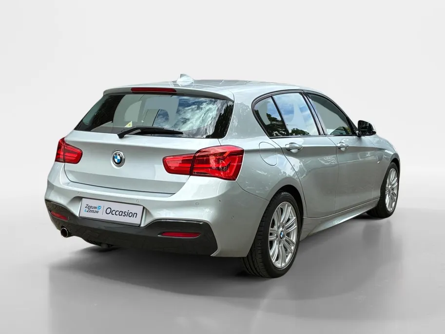 BMW 1 Serie 118i Centennial Executive M PAKKET | AFNEEMBARE TREKHAAK | NAVI