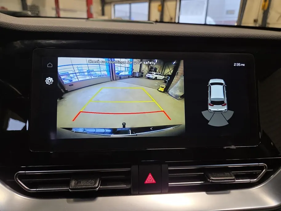 Kia e-Niro DynamicLine 64 kWh | 1e Eigenaar | Accu 99.4% | Trekhaak Afneembaar | Camera | Carplay & Android | Fabrieksgarantie | NAP