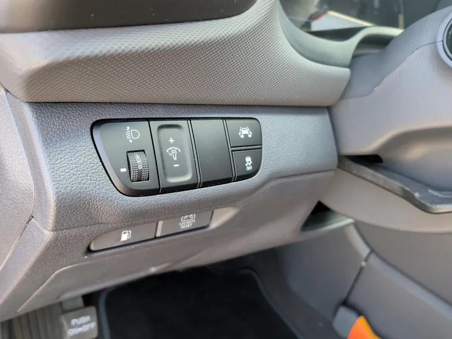 Hyundai IONIQ 1.6 GDi Comfort | Zeer zuinig | Automaat | Climate | Cruise | Carplay |NU Rijklaarprijs! Incl.12 Maanden, APK, Onderhoudsbeurt etc! Premiumpakket gratis!