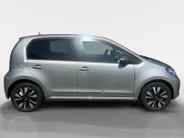 Volkswagen up! 1.0 | Camera | Parkeersensoren | Climate Control | Cruise Control | DAB | Stuurbediening | Bluetooth | Goed Onderhouden