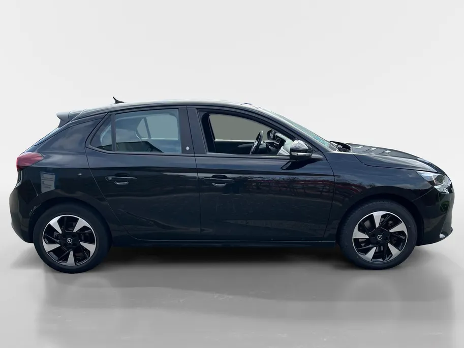 Opel Corsa-e Edition 50 kWh NL Auto | Stoel-/stuurverwarming | Automaat | Cruise control | CarPlay | Etc.
