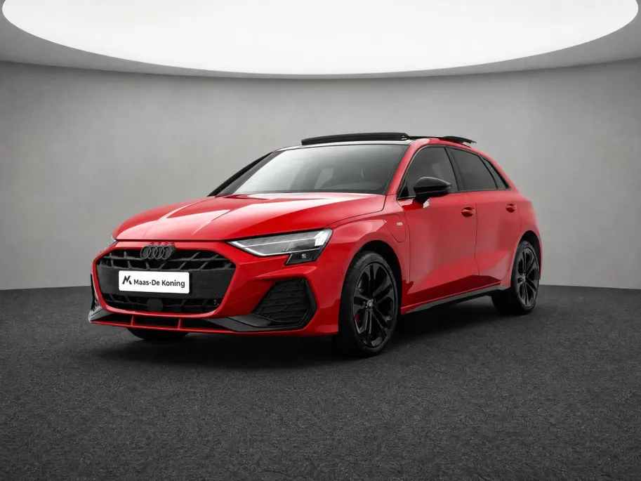 Audi A3 Sportback 45 TFSIe 272pk S-tronic S edition Competition · Panoramadak · Camera · Keyless · Elek. Voorstoel · Elek. Achterklep · 18'' inch · Garantie t/m 10-12-2030 of 100.000km