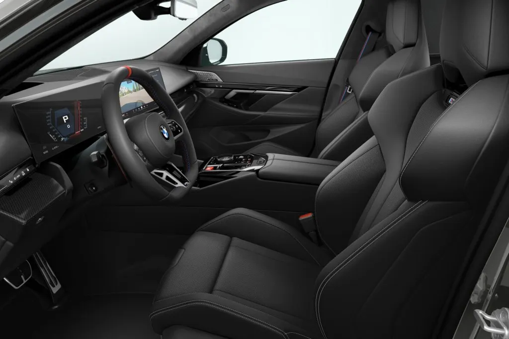 BMW M5 Sedan M5