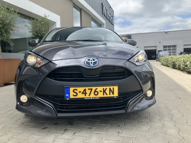Toyota Yaris 1.5 Hybride Active | Camera | Apple Car-play | Stoelverw