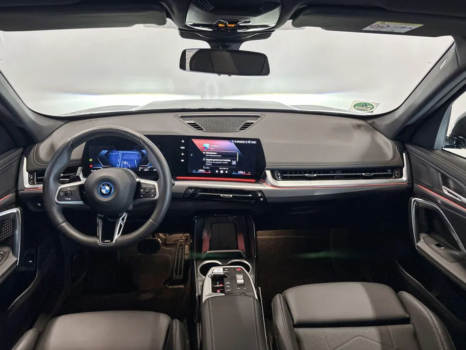 BMW iX1 eDrive20 67 kWh M Sport Edition