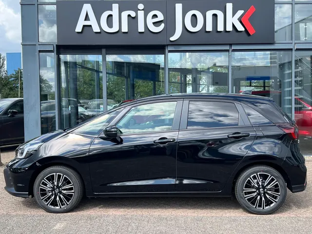Honda Jazz 1.5 e:HEV Advance NIEUW | FULL HYBRID | APPLE CARPLAY | ANDROID AUTO | ACHTERUITRIJCAMERA | STOEL + STUURVERWARMING | NAVIGATIE |