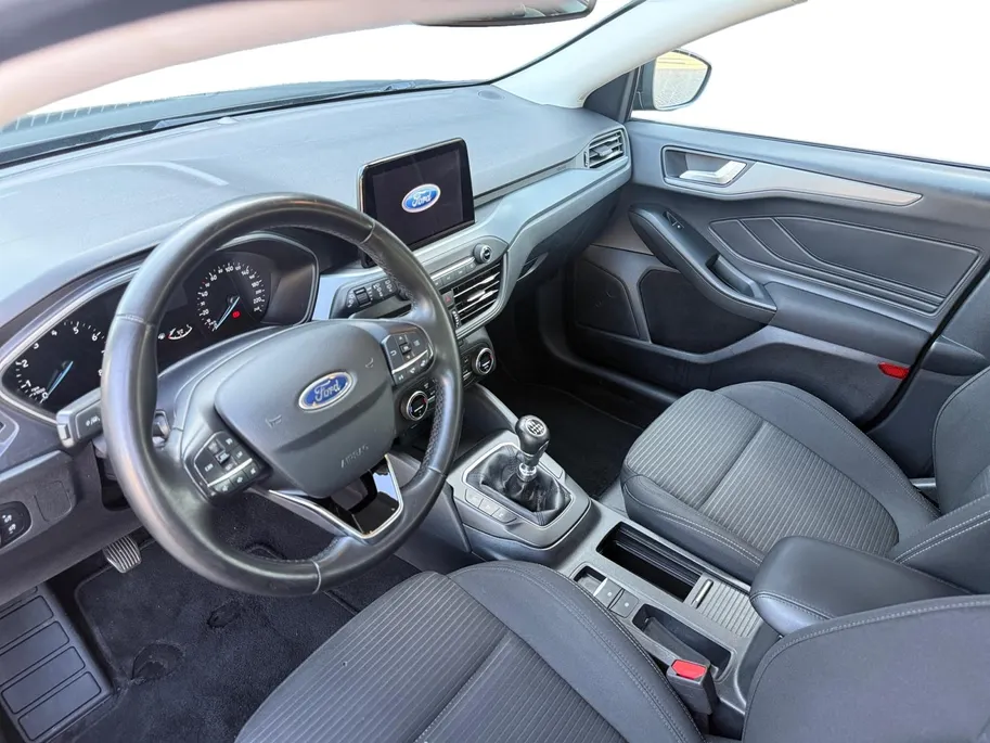 Ford Focus Wagon 1.0 EcoBoost Hybrid Titanium | 1e Eigenaar | Dealer onderhouden | Navigatie | Cruise Control | Android Auto/ Apple Carplay | Climate Control | Keyless | 12 maanden garantie!