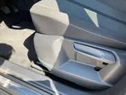 Volkswagen T-Roc 1.0TSI/110PK Life Business · Navigatie · Apple/Android Car Play · Stoelverwarming · Garantie t/m 06-06-2027 of 100000km.