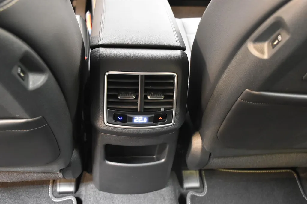 Kia Sportage 1.6 T-GDi 239pk Hybrid AT6 DynamicPlusLine