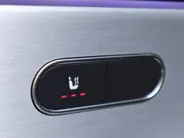 Mercedes-Benz CLA 180 Business Solution AMG l Keyless l Achteruitrijcamera l Stoelverwarming l Ambiente lichtpakket
