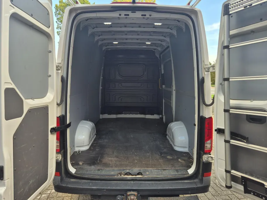 Volkswagen Crafter 35 2.0 TDI L3H3 Highline