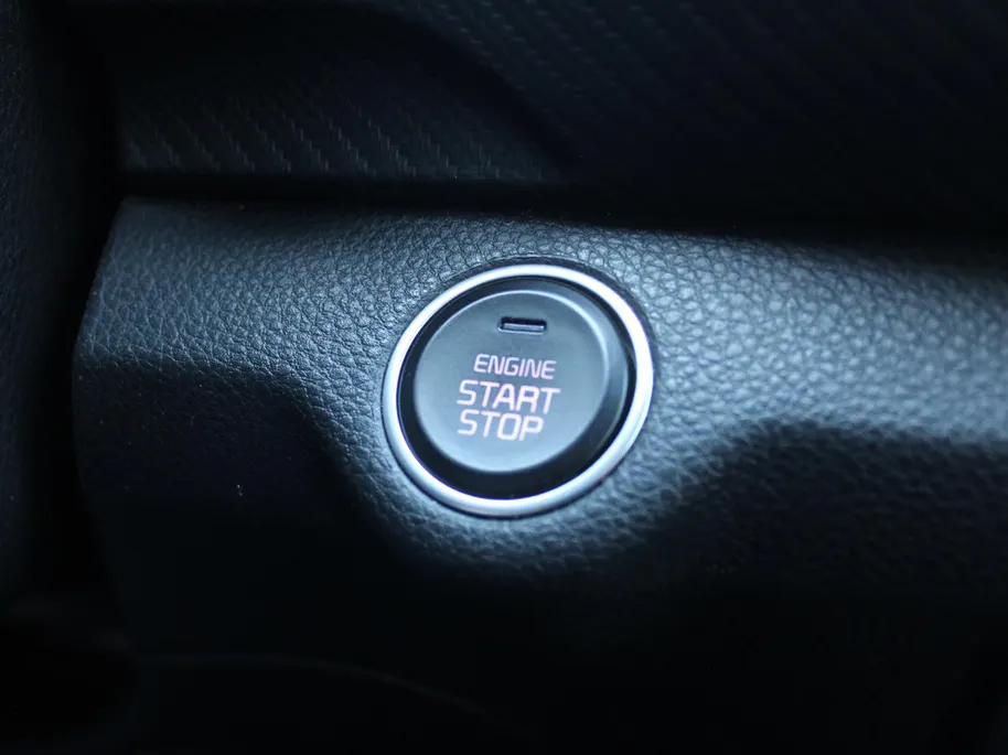 Kia Stonic 1.0 T-GDi MHEV GT-Line | Stuur-/stoelverwarming | Camera | 17' LM | Clima | Keyless | Apple Carplay/Android Auto | Navi | Cruise |