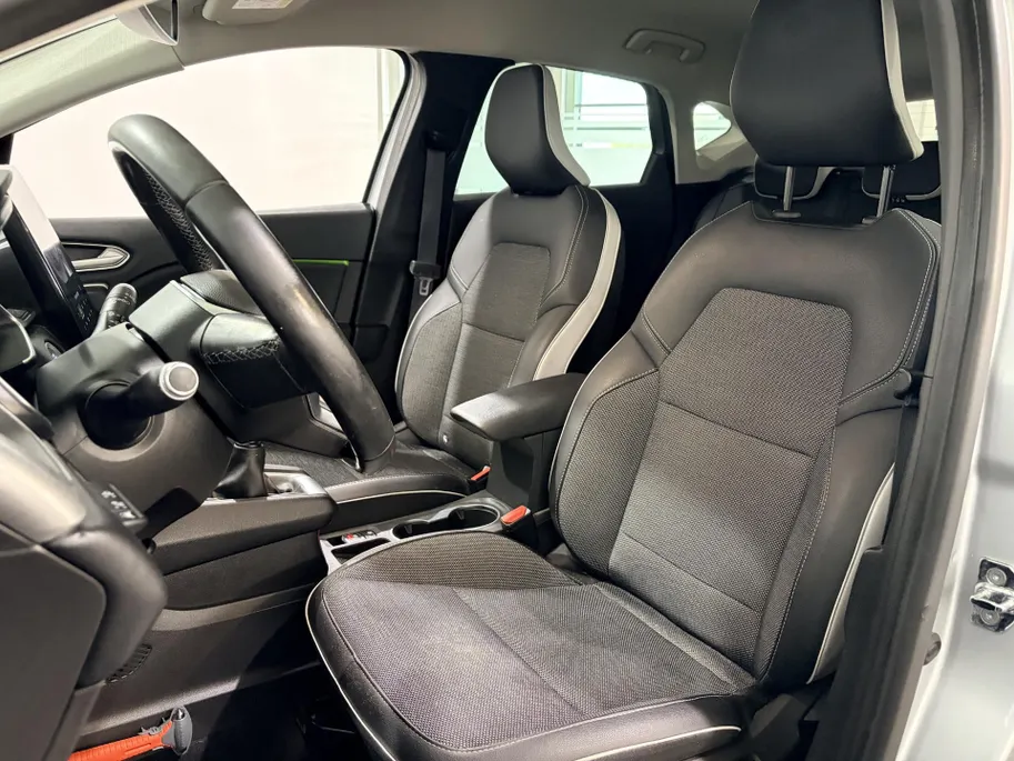 Renault Captur 100PK TCe Edition One | Trekhaak | Bose Audio | 360 Camera | Climate Control | Cruise Control | Apple CarPlay/Android Auto |
