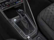 Volkswagen Taigo 1.0TSI/110PK R-Line · Panoramadak · Stoelverwarming · Keyless · Camera + Parkeersensoren ·