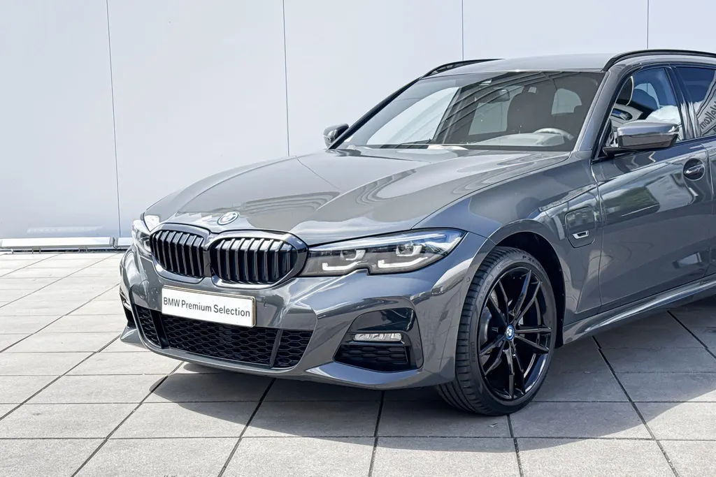 BMW 3 Serie Touring 320e xDrive M-Sport