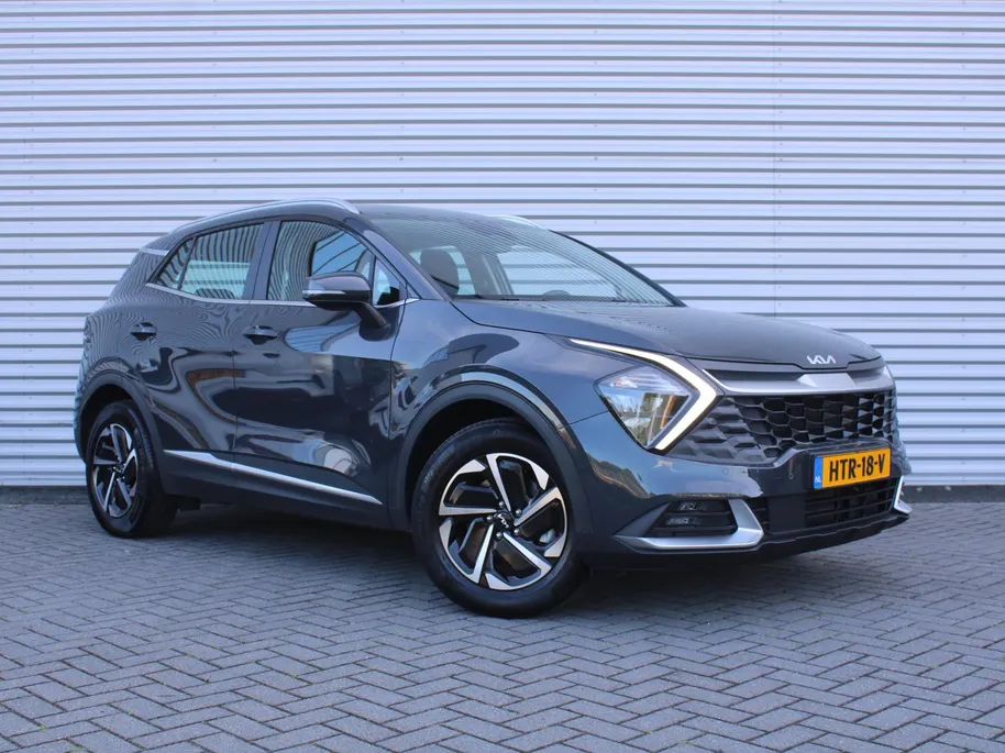 Kia Sportage 1.6 T-GDi Hybrid DynamicLine | Camera | Cruise adapt. | Navi | 17' LM | Clima v+a | LED | Apple Carplay/Android Auto |