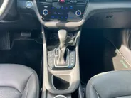 Hyundai IONIQ 1.6 GDi PHEV Premium 142PK | 52km elektrisch WLTP | Navigatie | Cruise Control | Climate Control | Apple Carplay & Android Auto | DAB radio | Keyless entry | Draadloze telefoonlader |