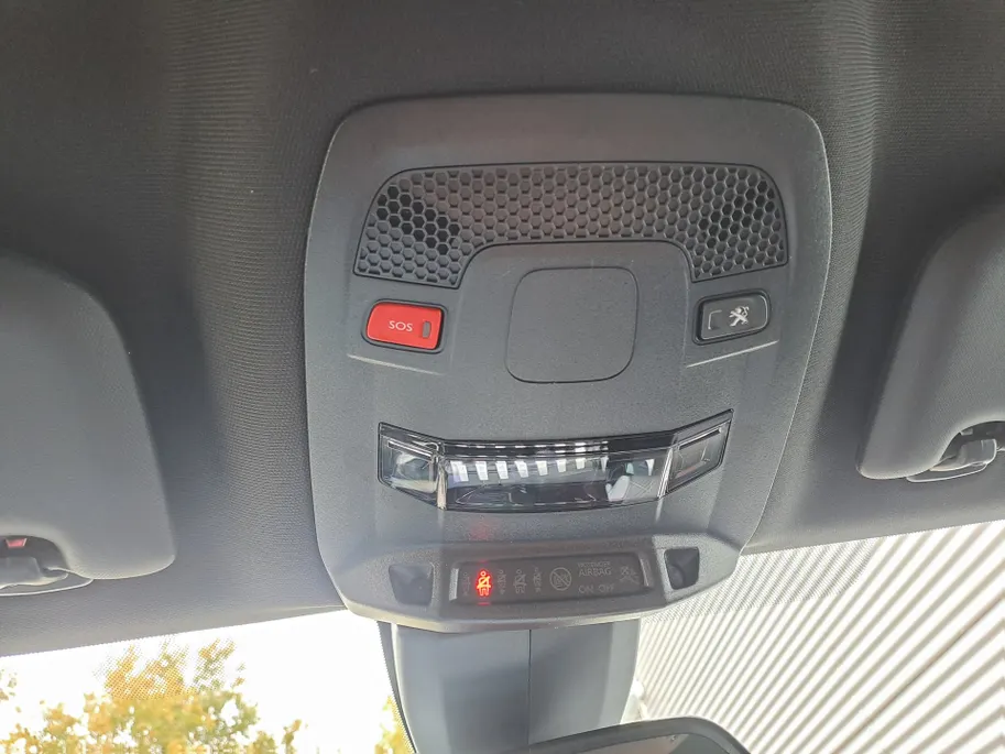 Peugeot 508 SW 1.2 PureTech Allure Pack Business AUTOMAAT | Navigatie | Adaptieve Cruise | Climate | Sensoren | Rijstrooksensor met correctie | Apple Carplay/Android Auto | Dode hoek detector