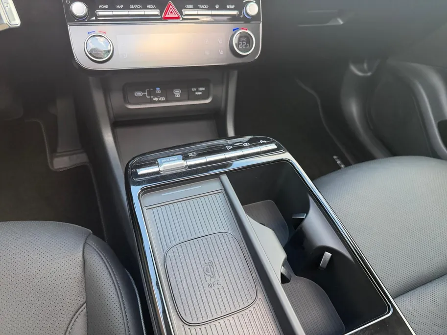 Hyundai Tucson 1.6 T-GDI HEV Premium Sky |Navigatie| Schuif-kanteldak| Lederen bekleding|Stoelverwarming/koeling| elektrisch verstelbare stoelen met geheugen|