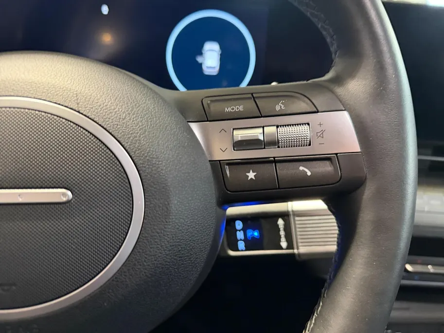 Hyundai Kona 1.6 GDI HEV Comfort Smart | Navigatie| Stoel/Stuurverwarming| Elektrische achterklep| Achteruitrijcamera| Parkeersensoren v+a |