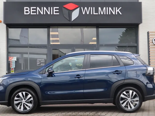 Suzuki S-Cross 1.4 BoosterJet Style Hybrid All Seasons | 360 camera | Leder