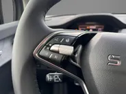 Škoda Enyaq iV Business Edition 85 | 20' inch velgen Neptune | Achterbumper en dorpels in carosseriekleur | Elektrisch wegklapbare trekhaak | 2.500,- inruilpremie!!