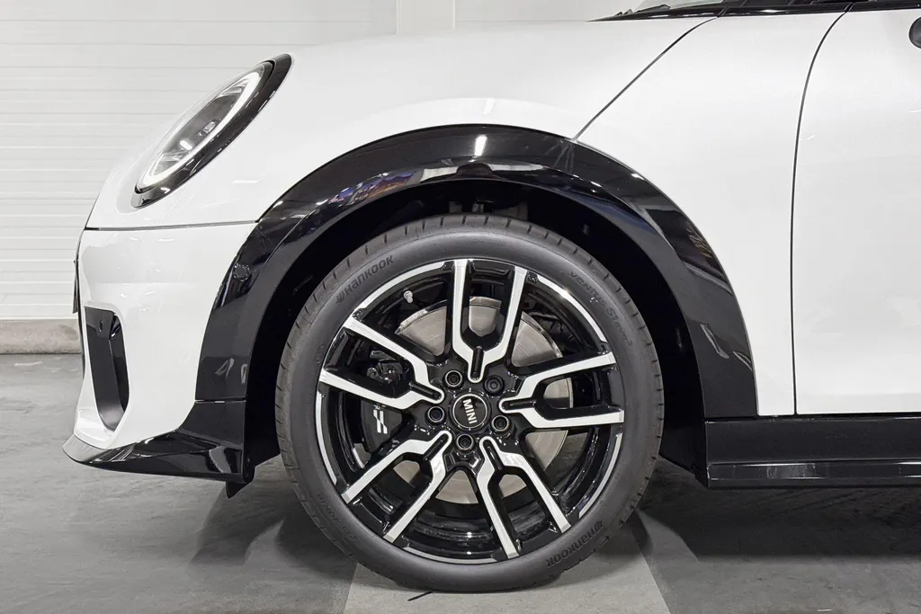 MINI Cooper 5-deurs Cooper S John Cooper Works