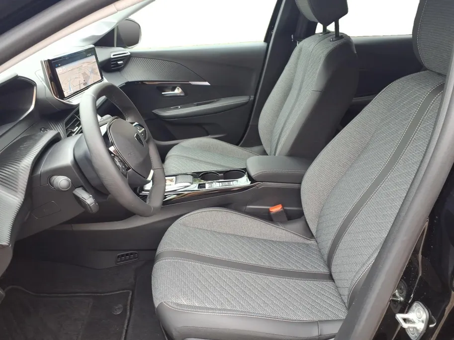 Peugeot e-208 EV Allure Avantage 51 kWh Automaat | Navigatie | Airco | 1 jaar Garantie