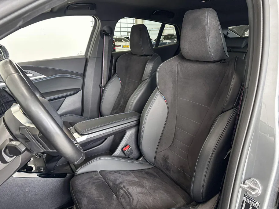 BMW iX2 eDrive20 67 kWh M Sport Edition