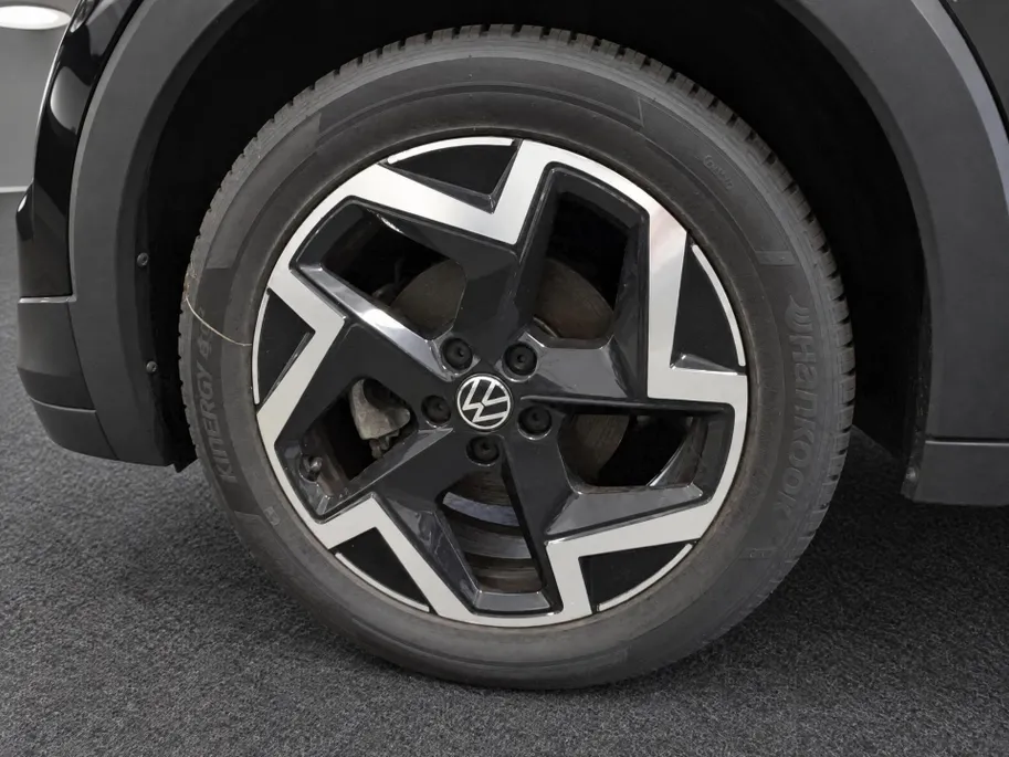 Volkswagen T-Cross 1.5 TSI 150pk DSG R-Line Edition · Camera · Apple/Android Car Play · Trekhaak · P-Sensoren · Navigatie · Stoelverwarming · 17'' Inch ·