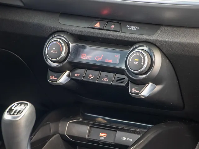 Kia Stonic 1.0 T-GDi MHEV DynamicLine