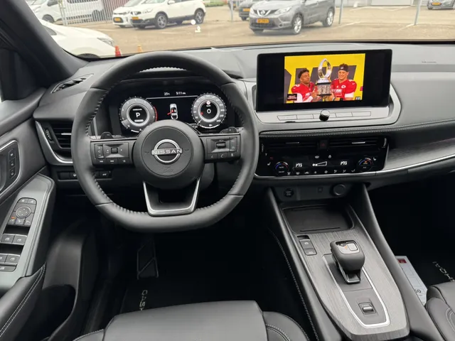 Nissan QASHQAI Automaat 1.3 MHEV Xtronic Tekna