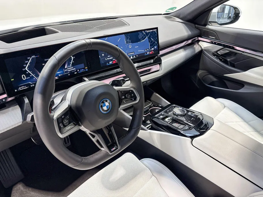 BMW 5 Serie Touring 550e xDrive Innovation Pack M Sportpakket Pro