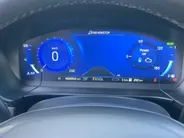 Ford Kuga 2.5 PHEV 225 pk Titanium Navigatie-Draadloos opladen-achteruitrijcamera-parkeersensoren