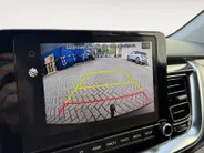 Kia Stonic 1.0 T-GDi MHEV DynamicPlusLine | Trekhaak | Keyless | Camera | Climate Control | Cruise Control | Lane Assist | Apple Carplay | Android Auto |