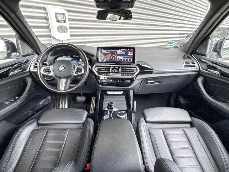 BMW iX3 High Executive 80 kWh