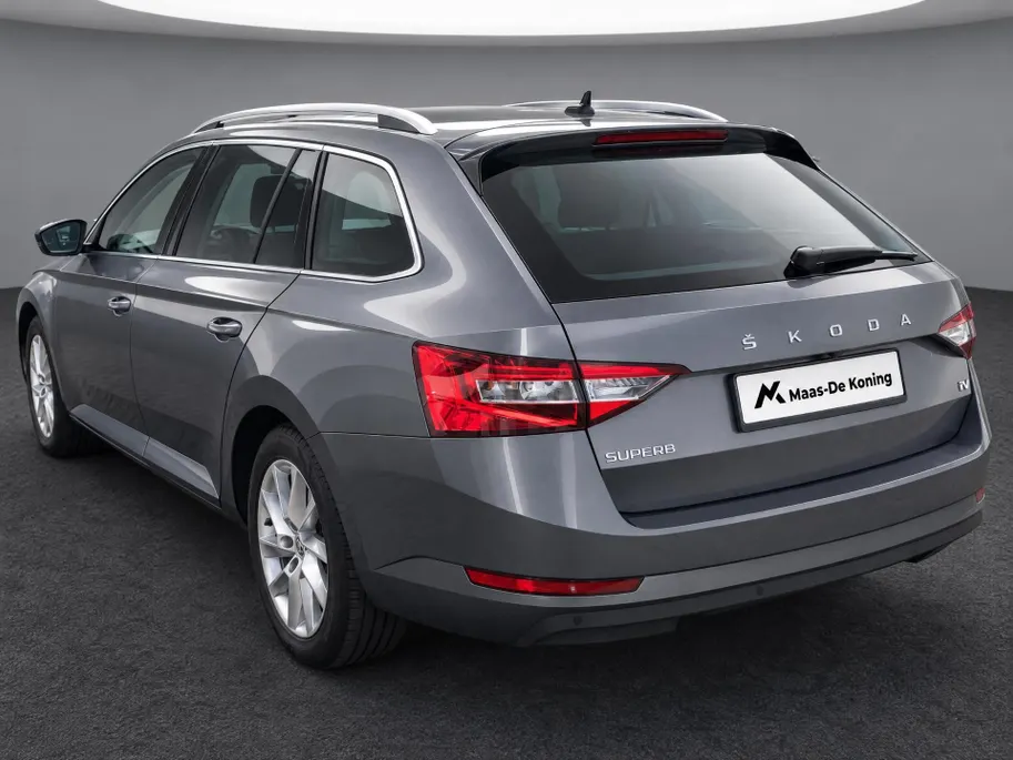 Škoda Superb Combi 1.4 TSI iV 218pk DSG Business Edition Plus · Camera · Inklap. Trekhaak · Stoelverwarming · Keyless · ACC · Apple/Android Car Play · Garantie t/m 17-06-2028 of 100.000km