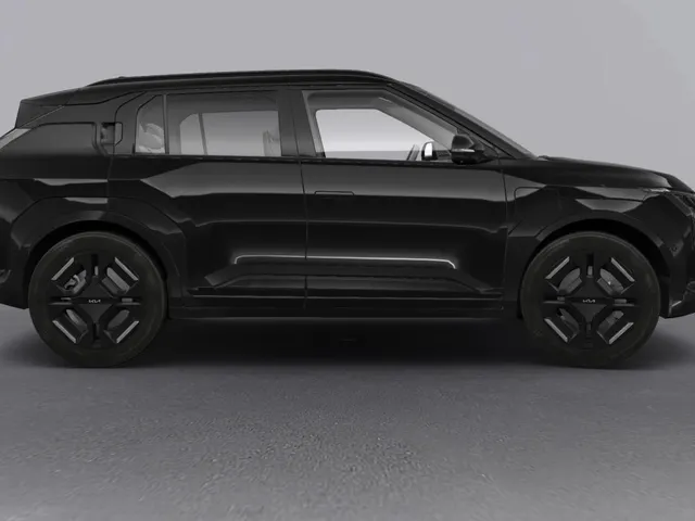 Kia EV3 GT-Line Business Edition 81.4 kWh